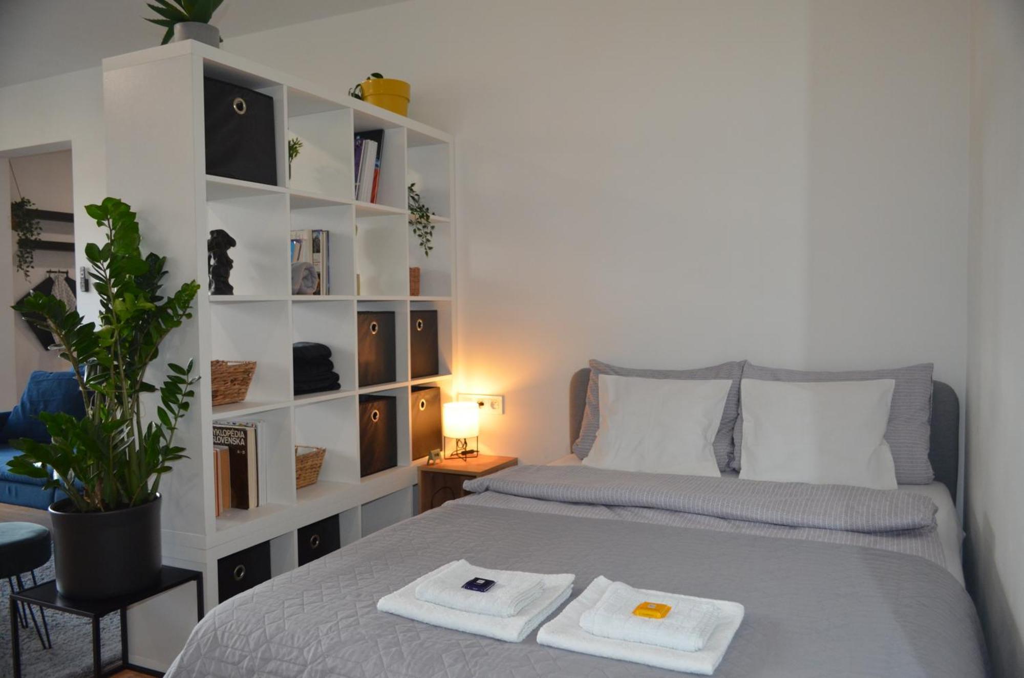 Apartment Hemsen Прешов Экстерьер фото